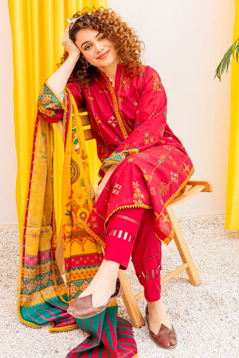 ★ Premium Dhanak 3-Piece Embroidered Winter Collection