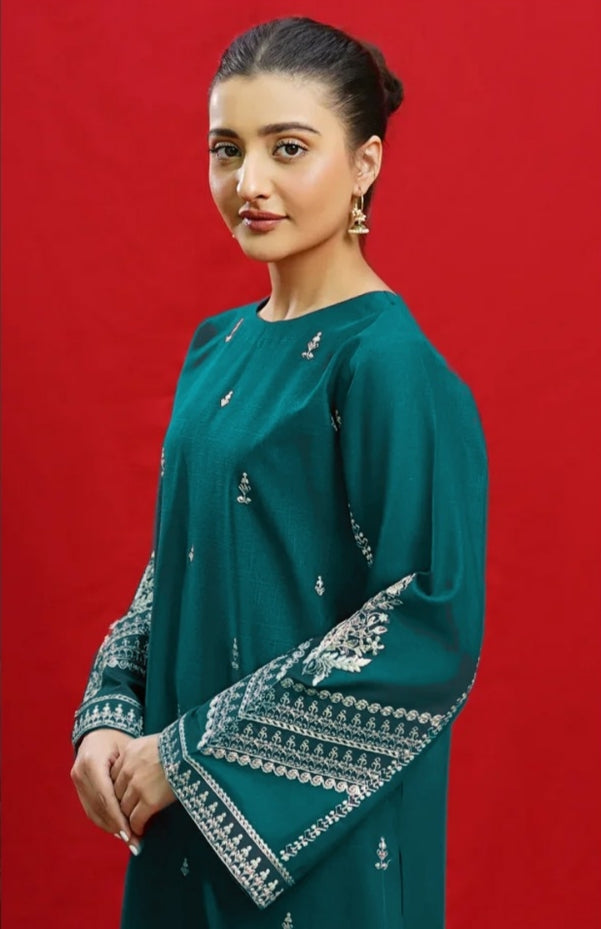 ★ Premium Dhanak 3-Piece Embroidered Winter Collection