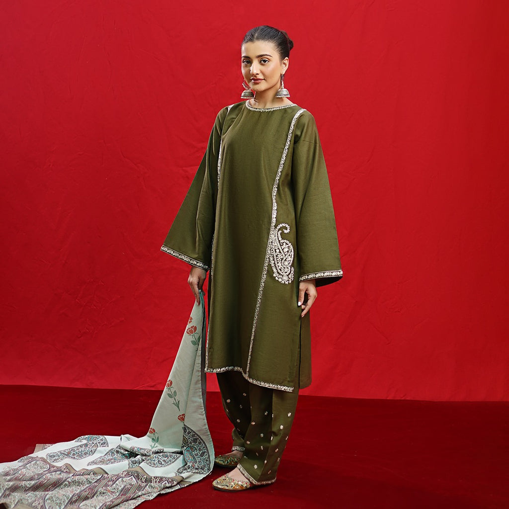 ★ Premium Dhanak 3-Piece Embroidered Winter Collection