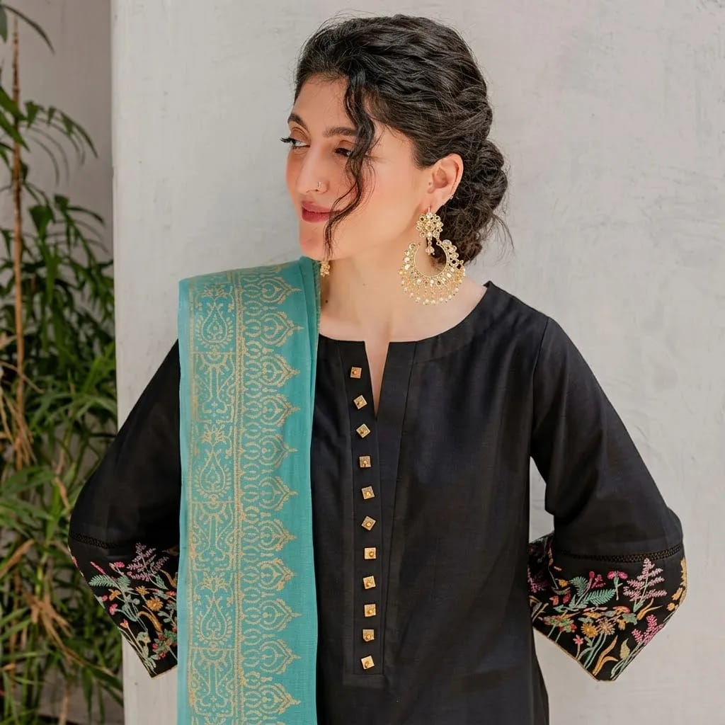 ★ Premium Dhanak 3-Piece Embroidered Winter Collection