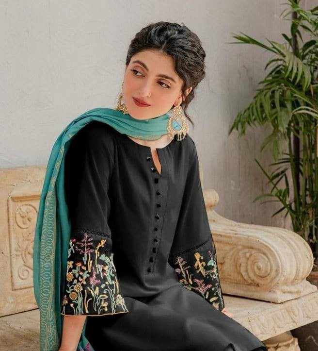 Dhanak Soft Elegance Winter Suit