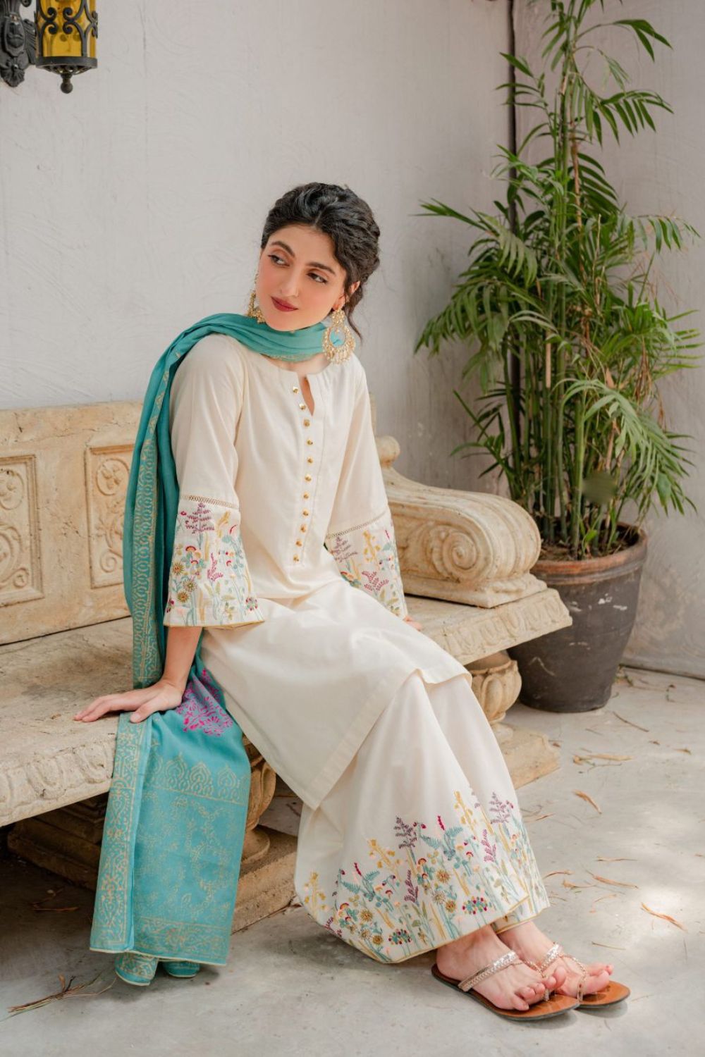★ Premium Dhanak 3-Piece Embroidered Winter Collection