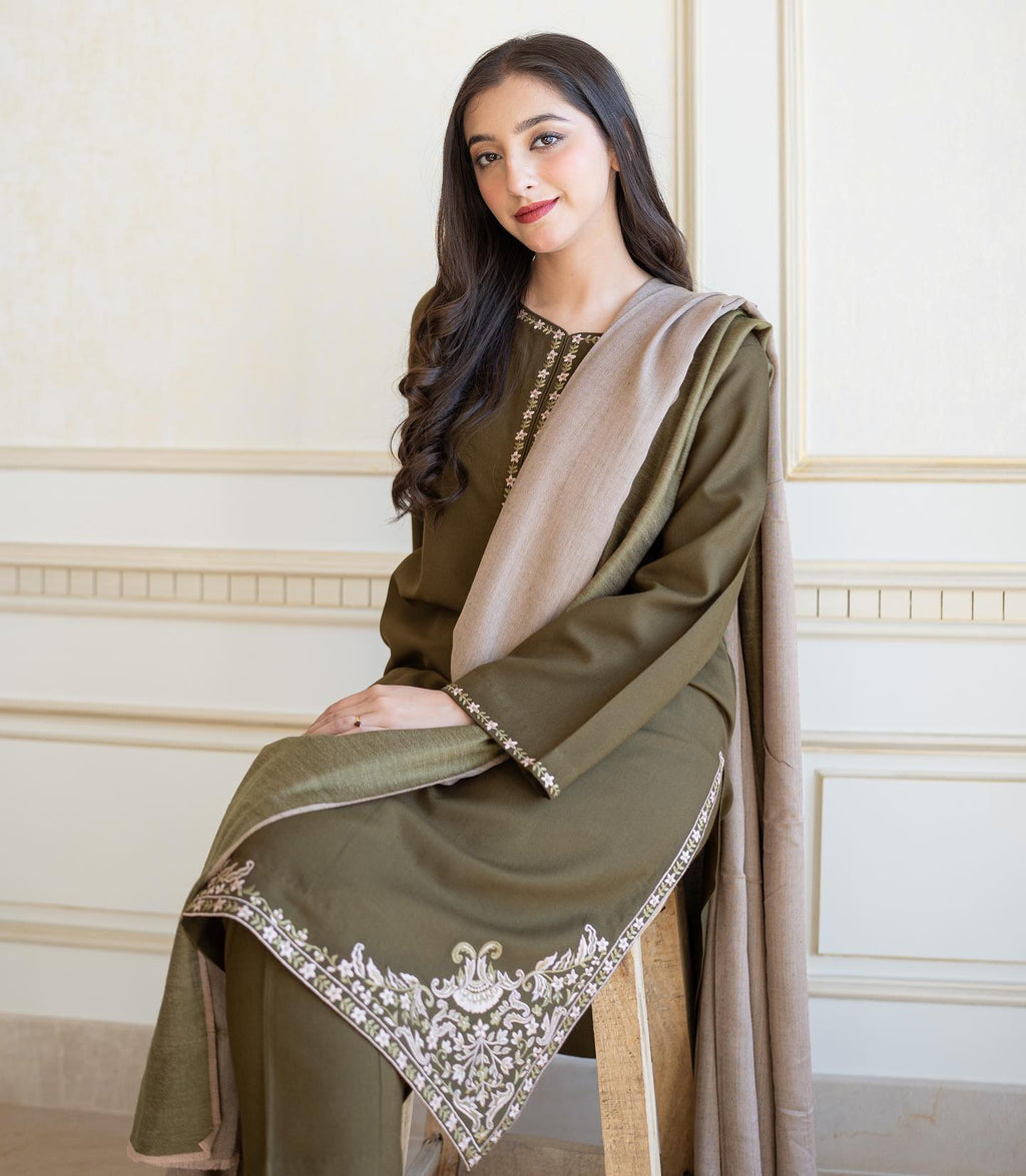 ★ Premium Dhanak 3-Piece Embroidered Winter Collection