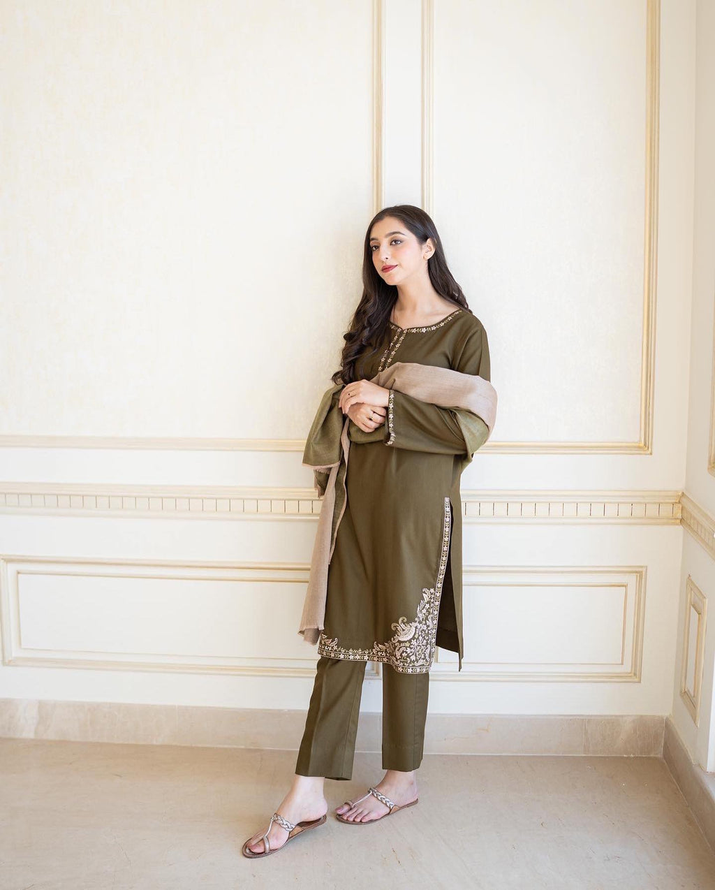 ★ Premium Dhanak 3-Piece Embroidered Winter Collection