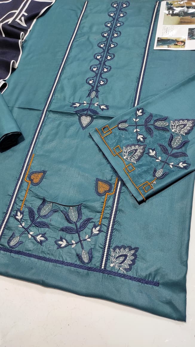 ★ Premium Dhanak 3-Piece Embroidered Winter Collection